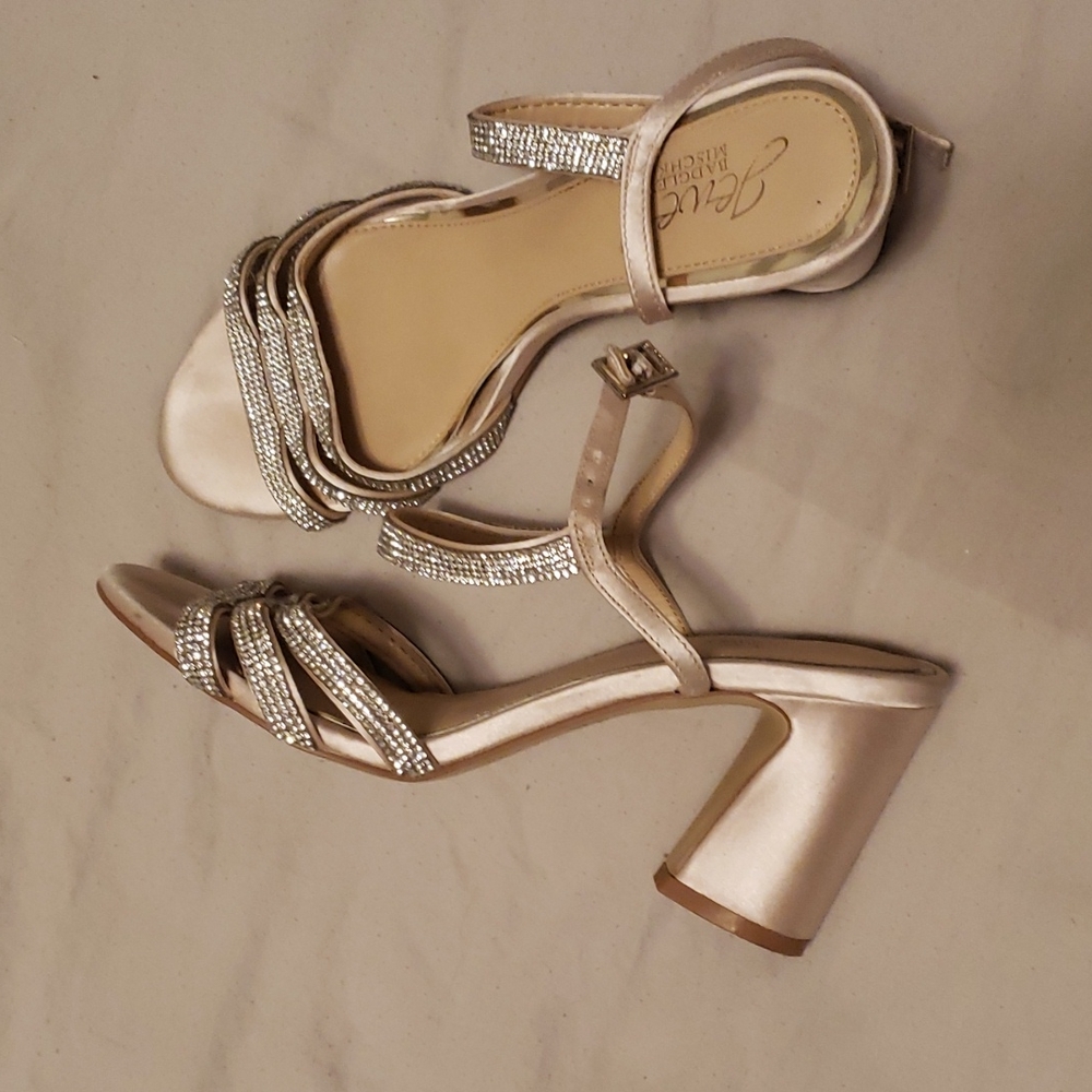 Bagley  Mischka jeweled heels shoes size 6.5